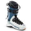 WOMEN’S CROSS-COUNTRY SKIING BOOTS - FISCHER TRAVERS TS
