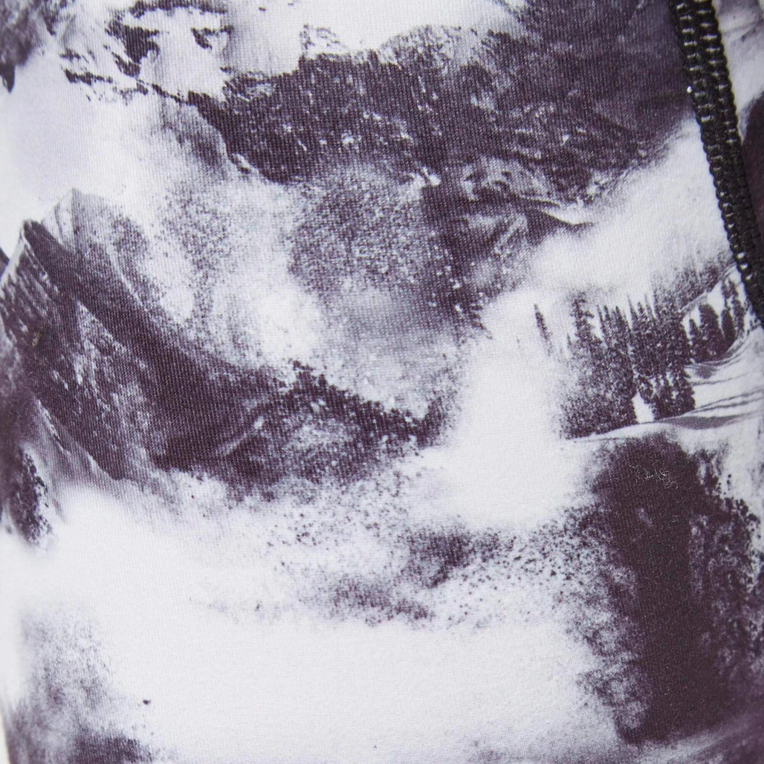 Bodyfit Limited Edition Zip Neck Forest Geo Camo - Image 9