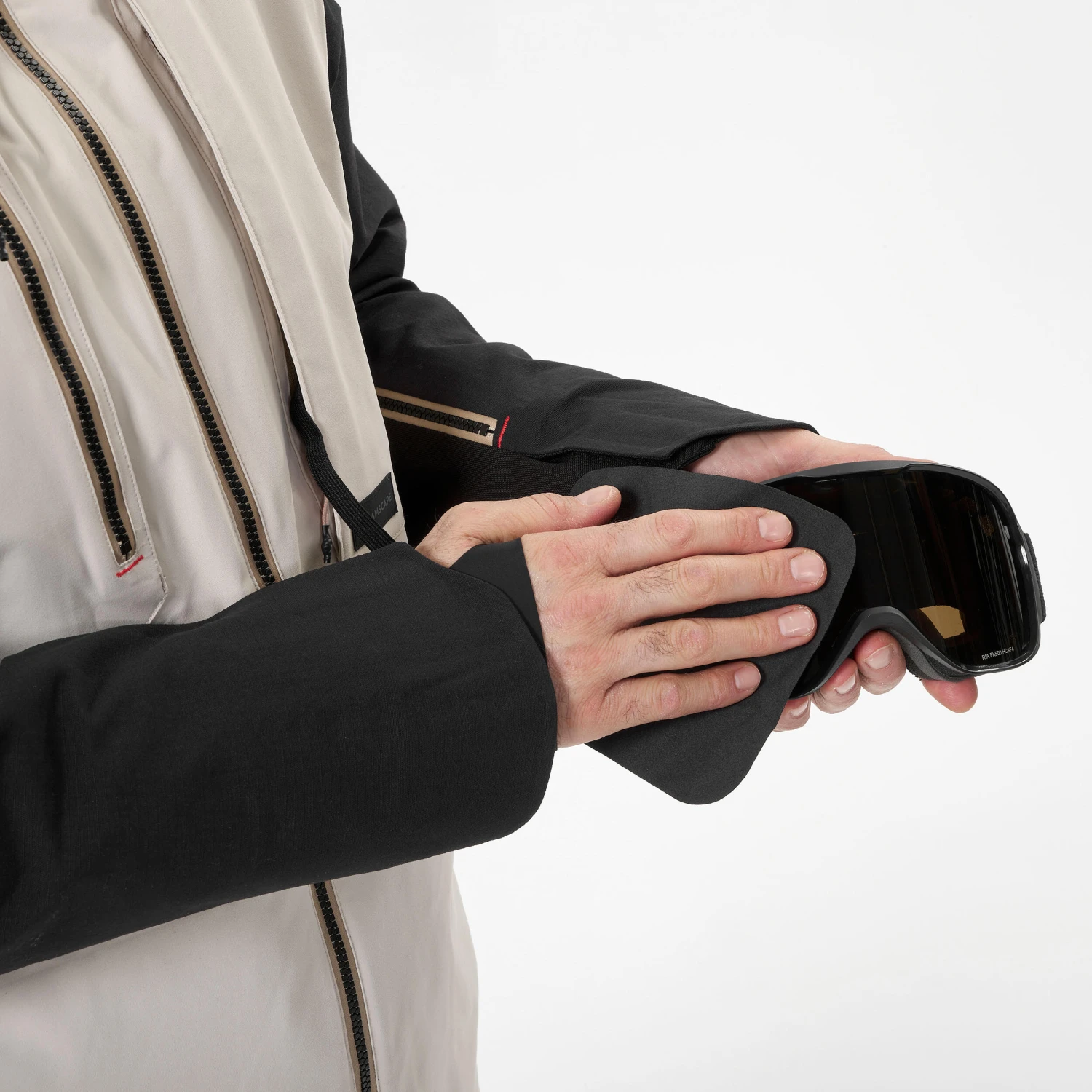 Men's Ultra Resistant Snowboard Jacket - Image 14