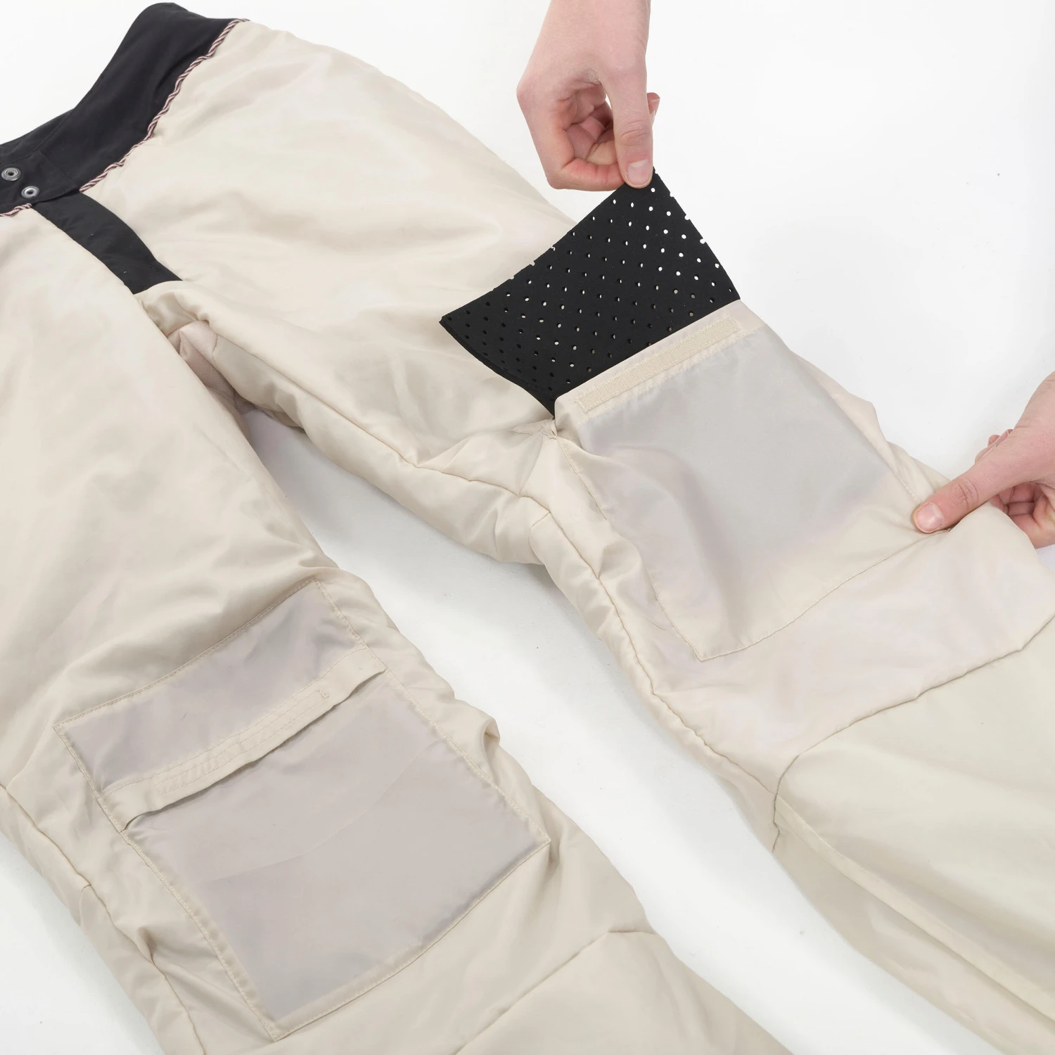 Women's Snowboard Trousers - Image 7
